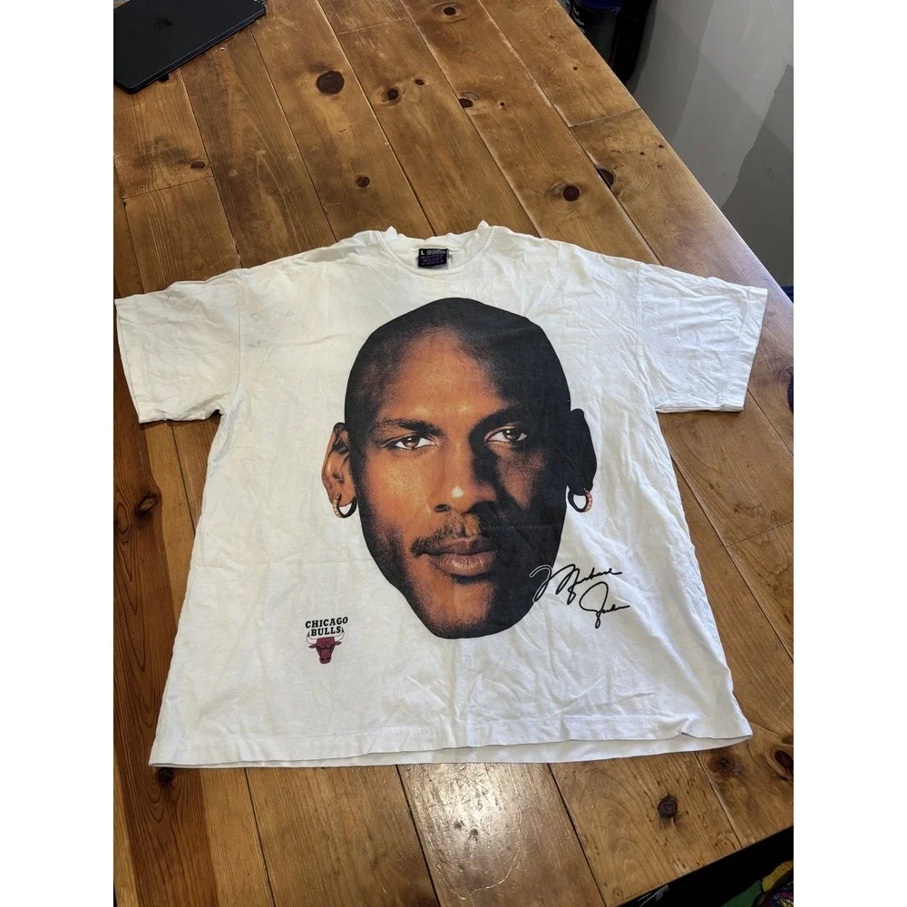 Vintage Michael Jordan Chicago Bulls T-Shirt WAIRUA MAURI OHO L White NBA Fan
